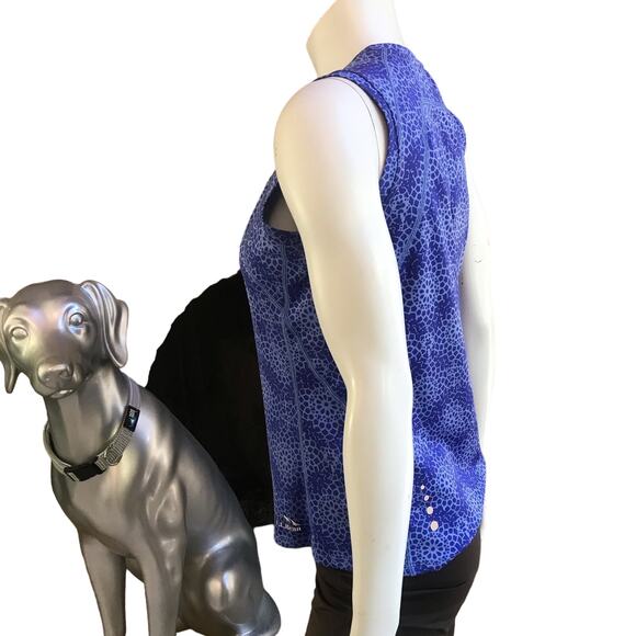 L.L. Bean Circle Print Blue Tank Top with Zipped Pocket Women’s Size Small - Picture 2 of 5